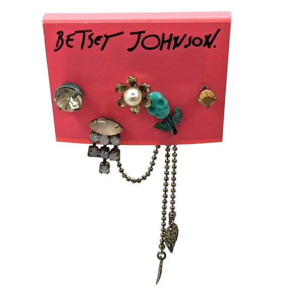 Betsey Johnson Jewelry - Betsey Johnson Patina Singles Silvertone Pearl Rhinestones Chain Dangle Earring